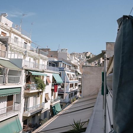 Ferienwohnung 3Cs Athens Ampelokipoi Comfy Flat Ft Patio Airport Direct Day N Night Exterior foto