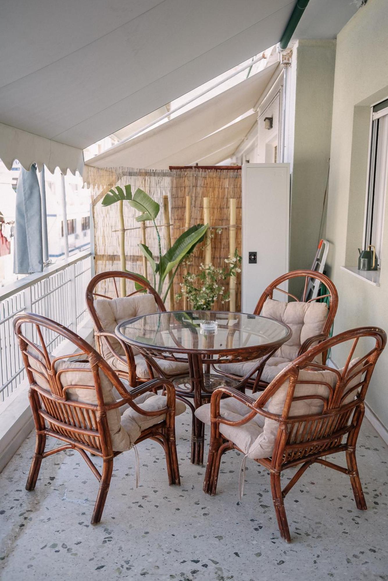 Ferienwohnung 3Cs Athens Ampelokipoi Comfy Flat Ft Patio Airport Direct Day N Night Exterior foto